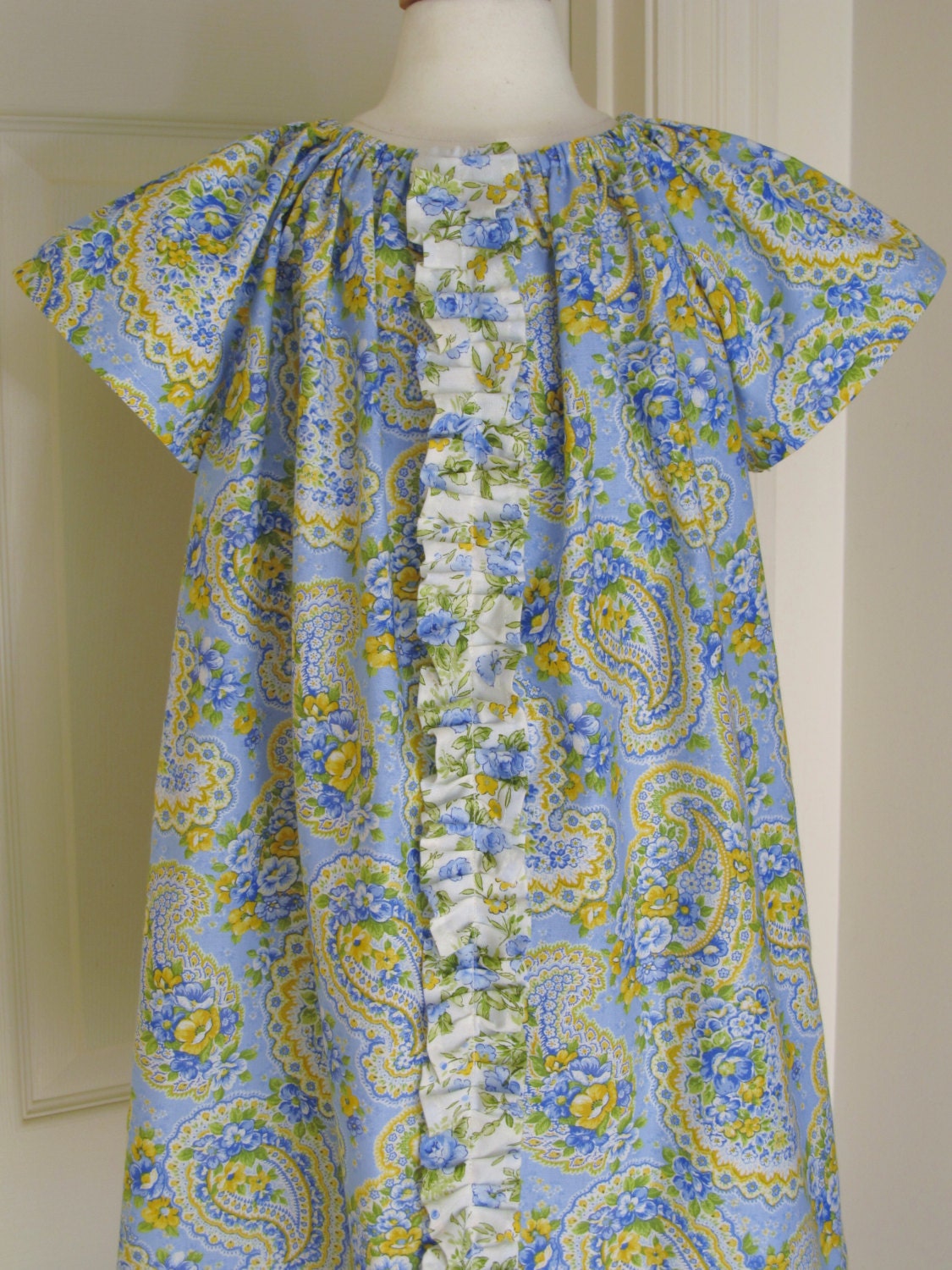 Girls dress church dress vintage style print peasant size 3/4 ready to ship LAST ONE