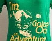 The Hobbit  Bilbo Baggins : I'm going on an adventure mustard and cream printed T-shirt