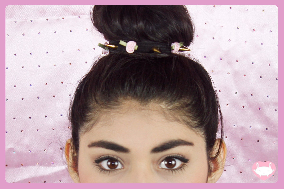 Roses and Spikes Bun Wrap - More colors available -