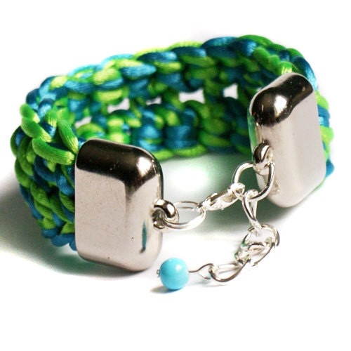 NEON green & turquoise bracelet - crochet bracelet - SUMMER COLLECTION - trendy - bangle bracelet - cuff - fashion jewelry - summer trends