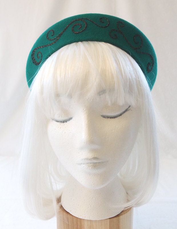 Emerald Green 1940s Style Ladies' Hat, Fur Felt, Embroidered