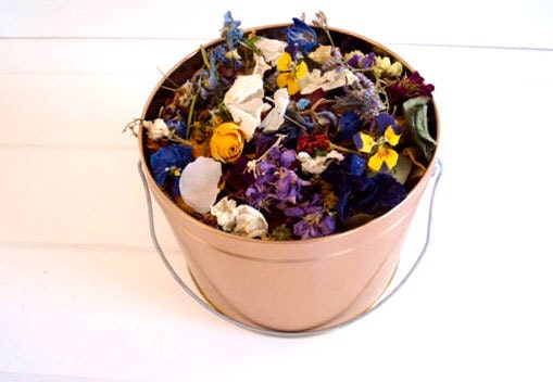 Wildflower & Petal Wedding Confetti -- a generous 10 Cups in a white, silver or bronze Pail