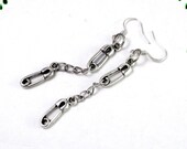 SAFETY PINS EARRINGS  punk  goth  deathrock  psychobilly / Free Shipping Worldwide