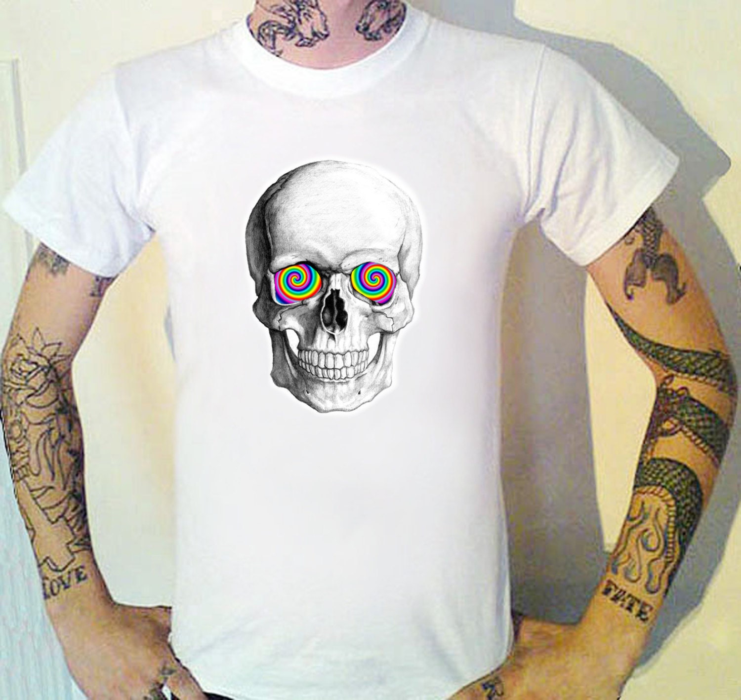 Skull T-Shirt Psychedelic eyes. Clubbing goth punk WTF.