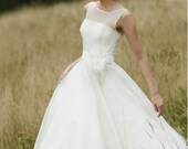 Custom Made Elegant A-line Organza Scoop Neckline Tea-Length Short Bridal Gown  ,Wedding Gown with Fur Flower
