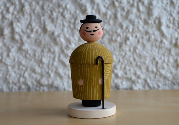 Wooden hand painted doll . Portuguese Traditional Figurine . rf.009