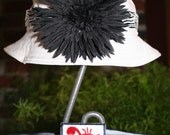 Child's Bucket Hat with 2 interchangeable bands Size  Small 18-19 inch circumference of head