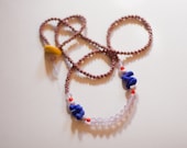 lördagsgodis no. 8 - a matte glass beaded necklace