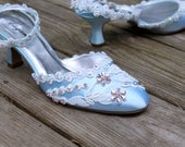 Lace Wedding Shoes - Swarovski Crystal shoes low heel - The Wendy