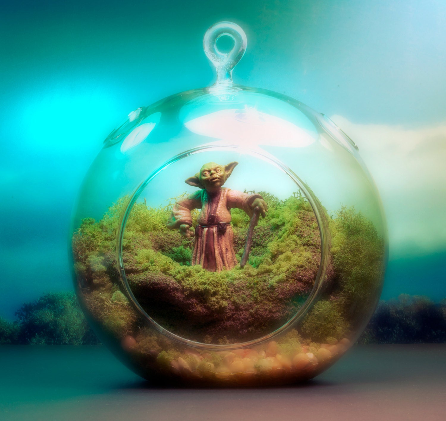 Yoda Terrarium - Hanging Moss Zen Garden - Star Wars / Empire Strikes Back