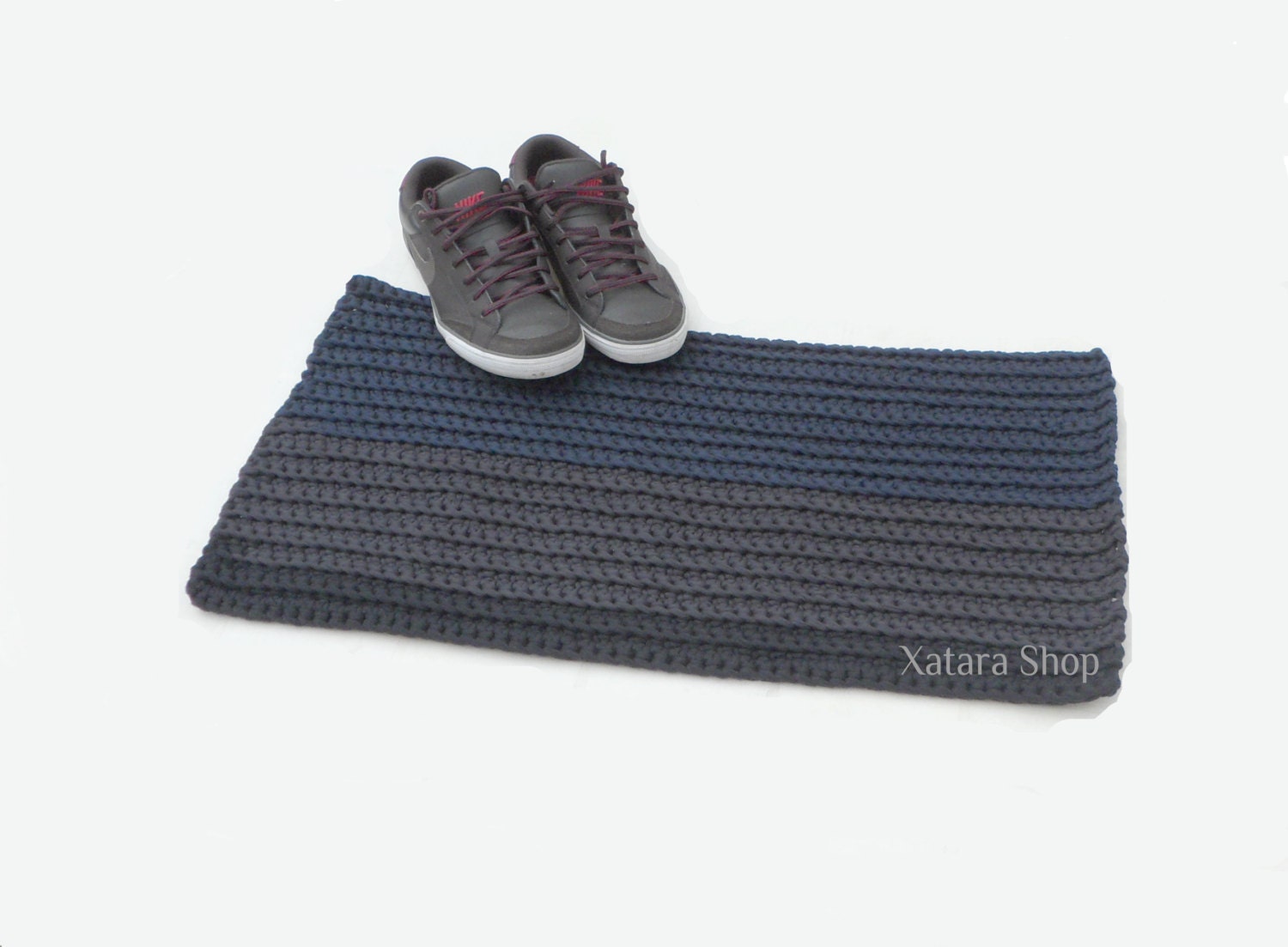 Crocheted floor mat. Ombre black rug. Handmade crochet rectagular carpet. Eco-friendly home decor