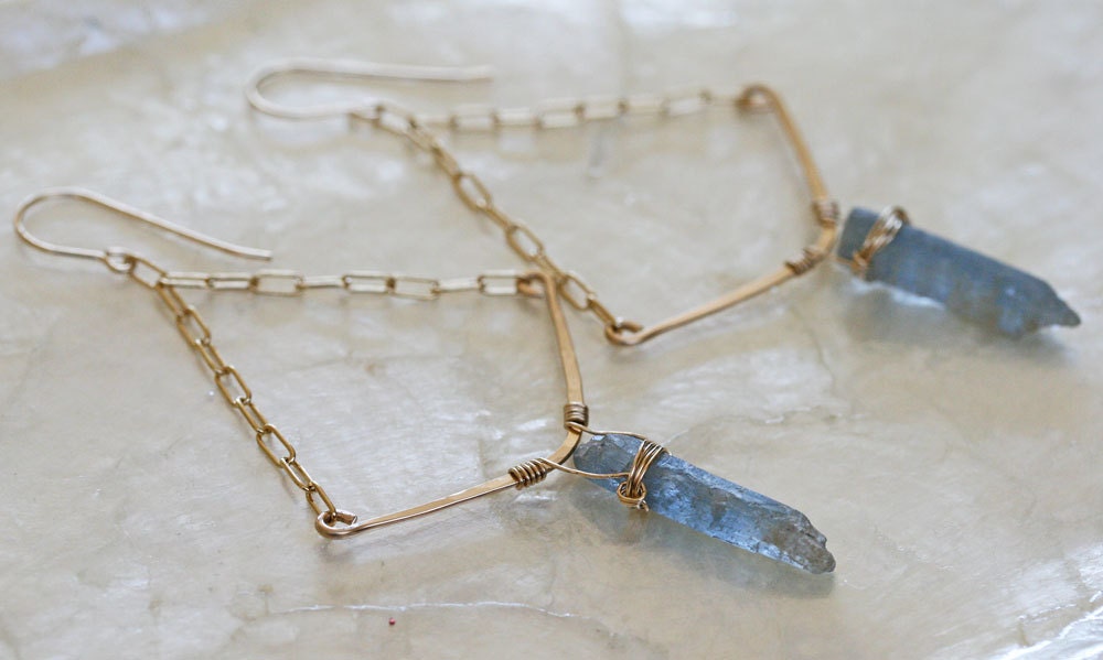 Gold Chevron Earrings -  Blue Crystal Earrings - Raw Crystal Point - Crystal Point Earrings