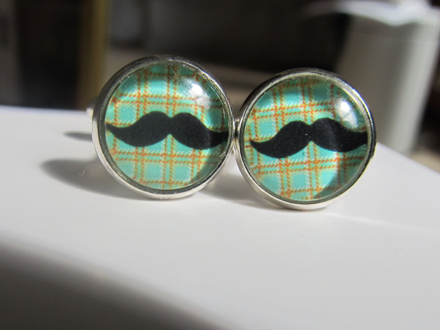 Tartan Plaid Moustache Mustach Mustache Glass Silver Cufflinks