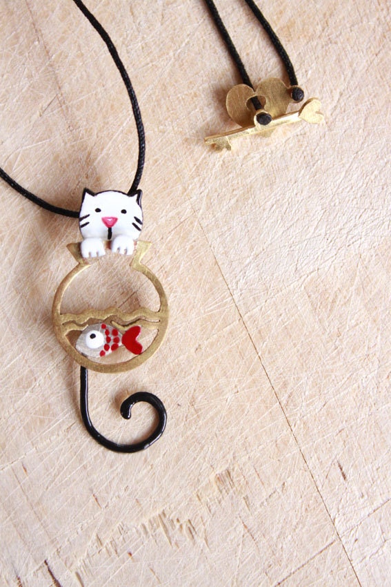 Kitty Cat-Metalwork Handmade Necklace-Sterling Silver925 Gold Plated 18k- Enamel Hand Painted