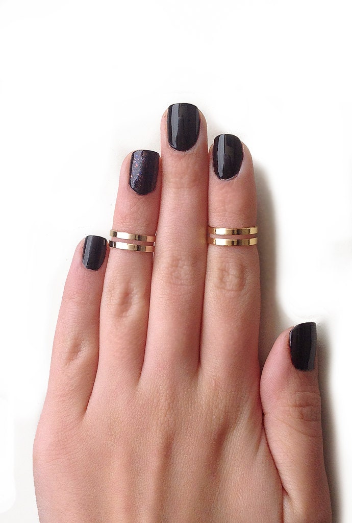 Love Double Knuckle Rings in Gold - set of 2