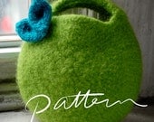 PATTERN - Felted Berry Bag and Knitted Leaf - Small Circular Clutch