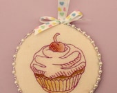 Cupcake Hand Embroidery Wall Hanging