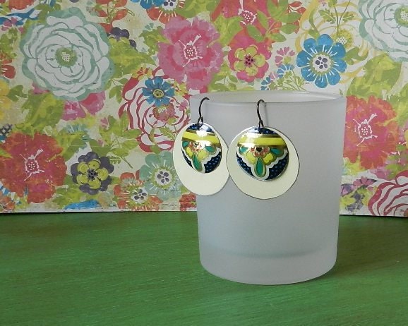 Double circle vibrant vintage tin earrings