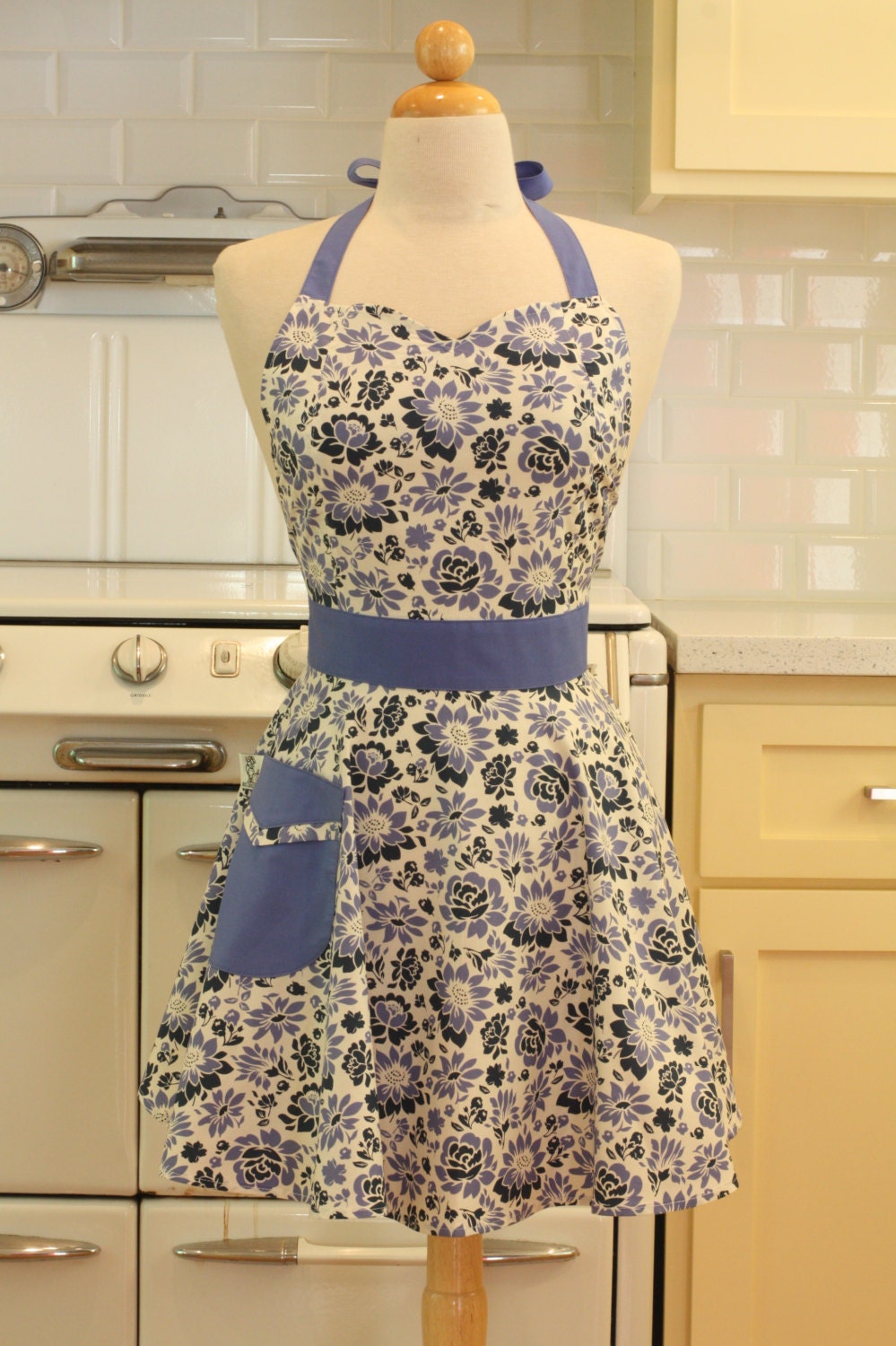 Retro Sweetheart Apron Blue Floral BELLA Full Apron
