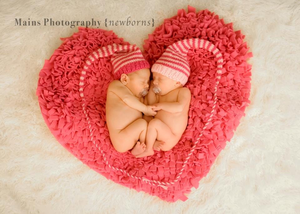 PiNK TWIN Newborn Girl Baby Hats PHoTo PRoPs 2 Munchkin Stripe Stocking Caps Boy Unigender PiCk CoLORS Knit to Order Pastel Bright Neutrals