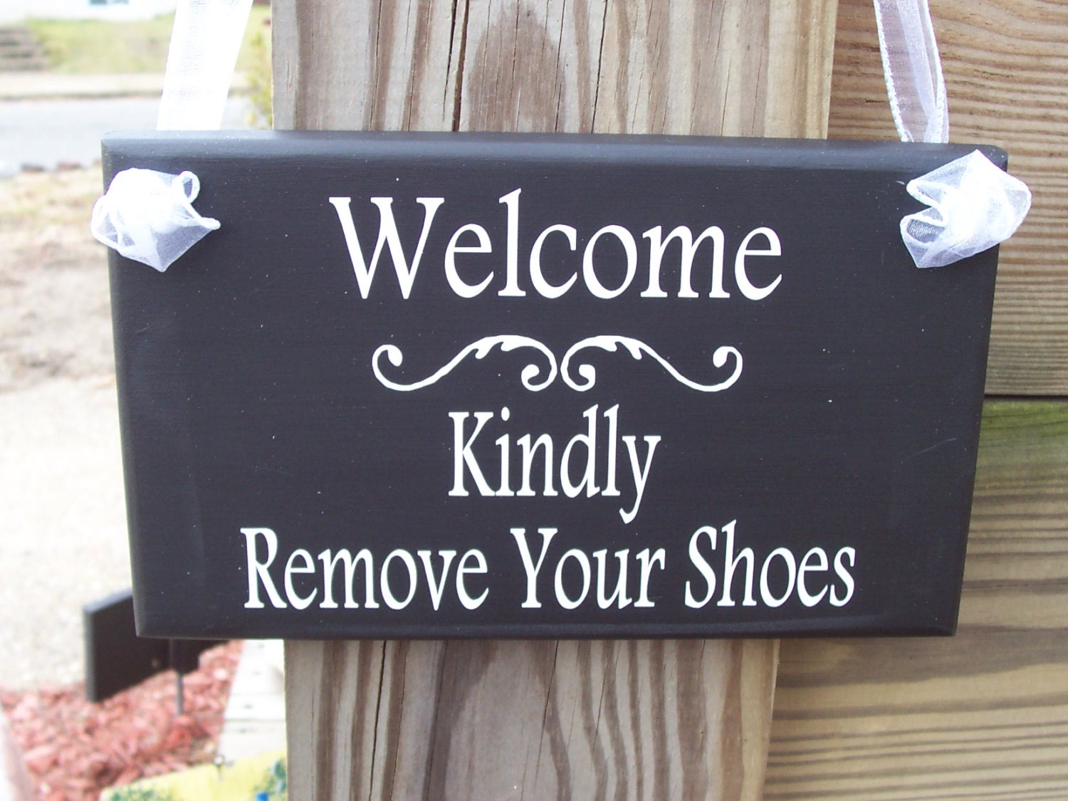 Welcome Kindly Remove Your Shoes Wood Vinyl Sign - Home Decor Door Hanger