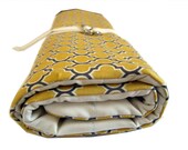 xl knitting needle organizer - yellow lattice