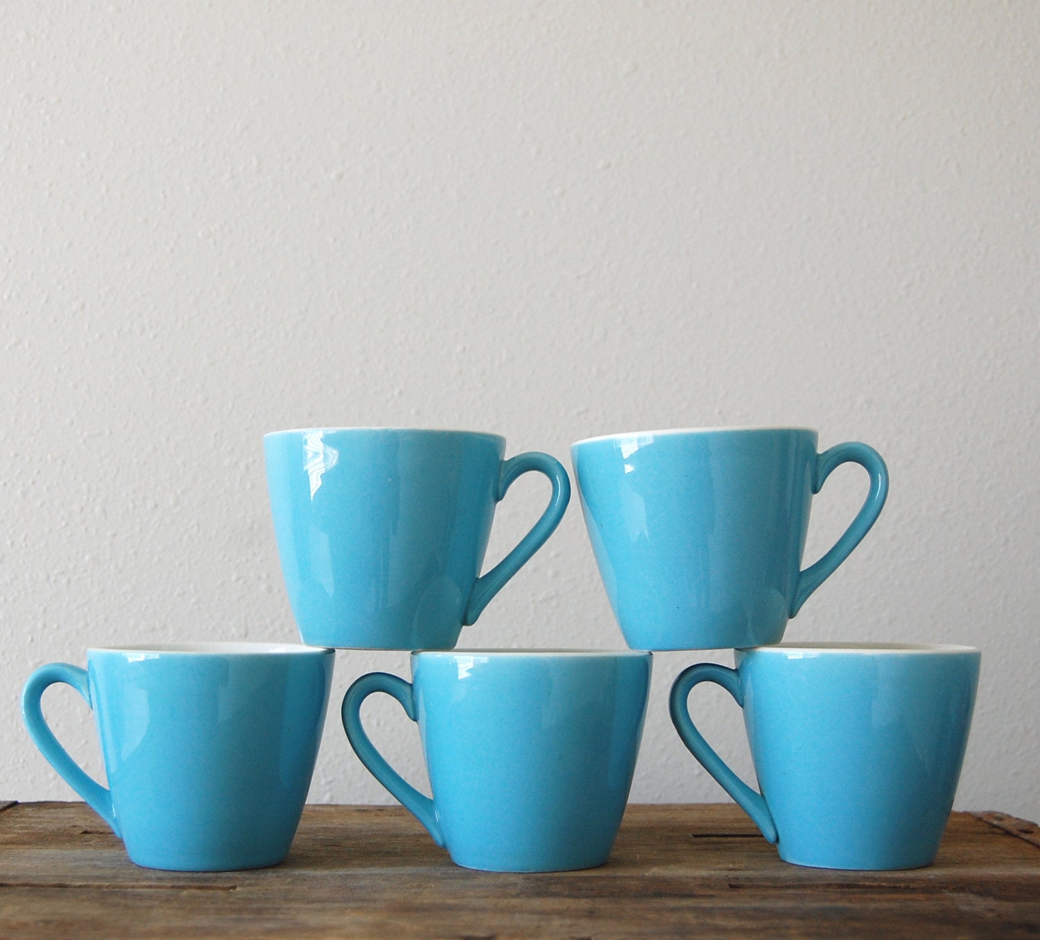 vintage modern Classic Coffee Cups / Blue and Off White Mugs / Lot of 5