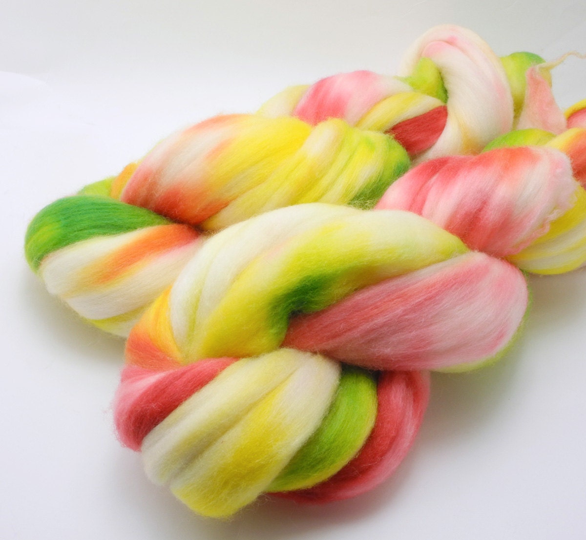 Spinning Fiber - Hand Dyed - Roving - Flamingos On a Croquet Lawn
