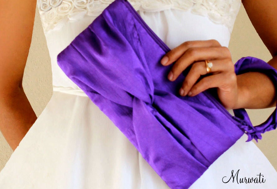 Bridesmaids Purse-KNOT Bridal Clutch-SET OF 5-Custom Color- Detachable Handle- Purple Black Silver Red Navy Green White Ivory And More