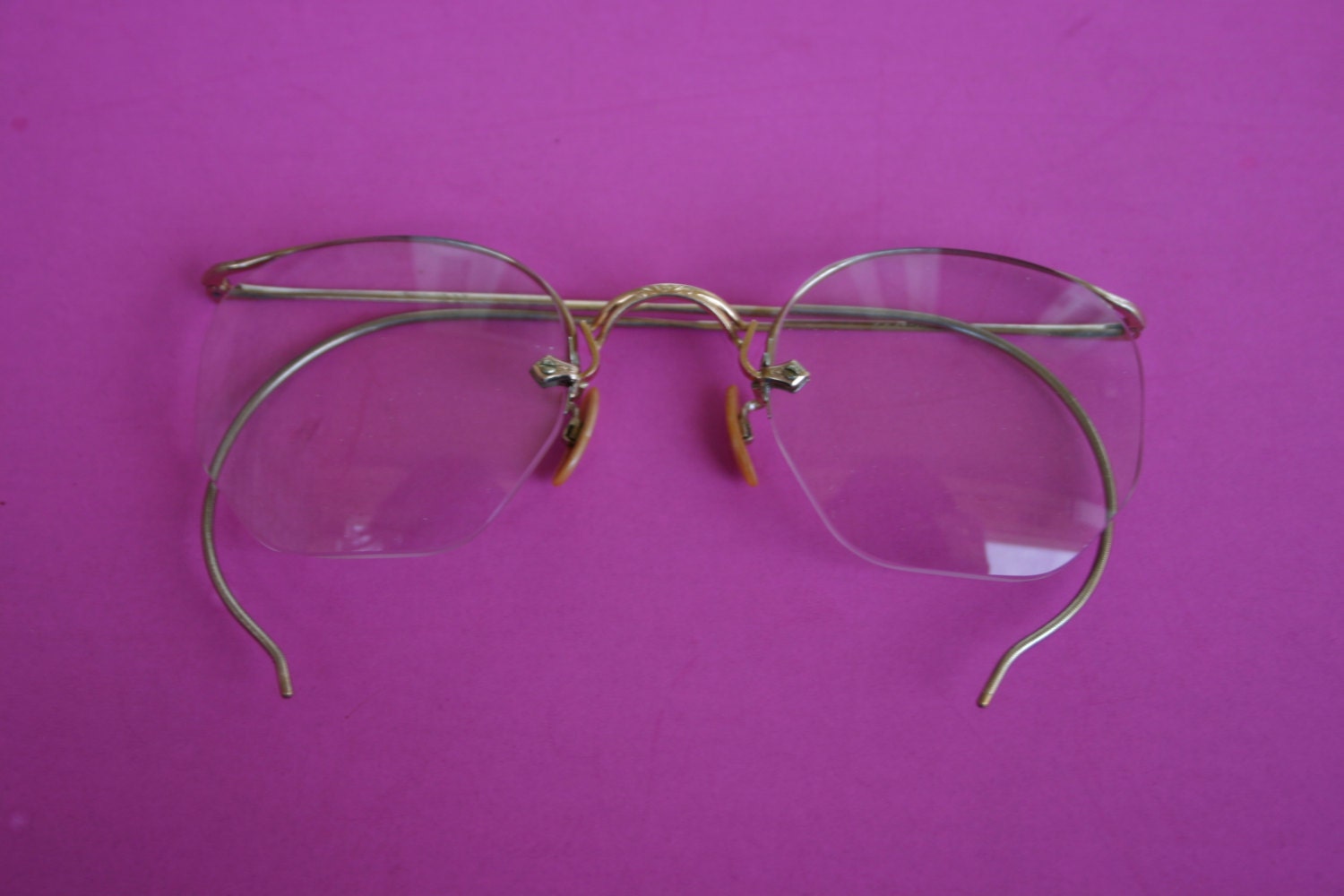 VINTAGE prescripton GOLD framed unisexed GLASSES