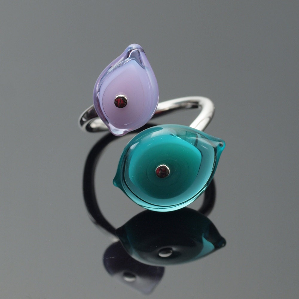 Double Glass Leaf Ring in Teal and Lavender