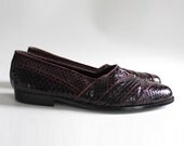 shoes men's 9.5 darkest red wine snakeskin loafers. 80s Giorgio Brutini.