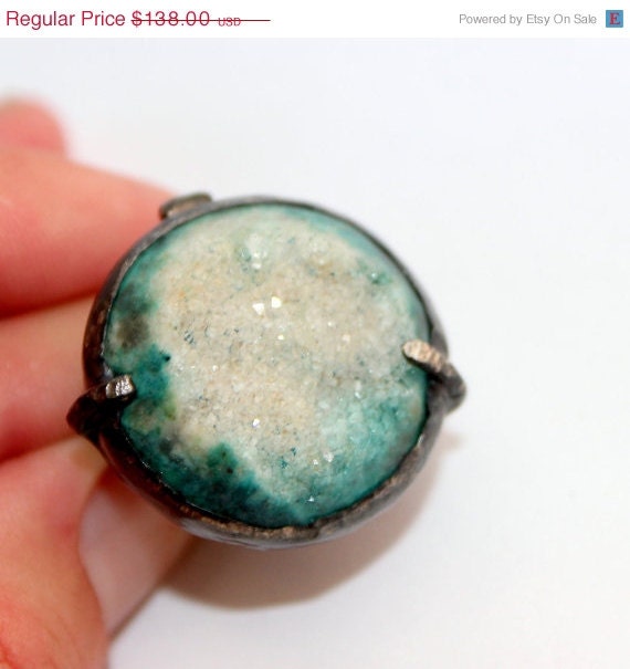 Memorial day sale 25% off Green druzy ring, druzy agate ring, statement ring, size 5 and half, ready to ship, one of a kind ring, rough sto
