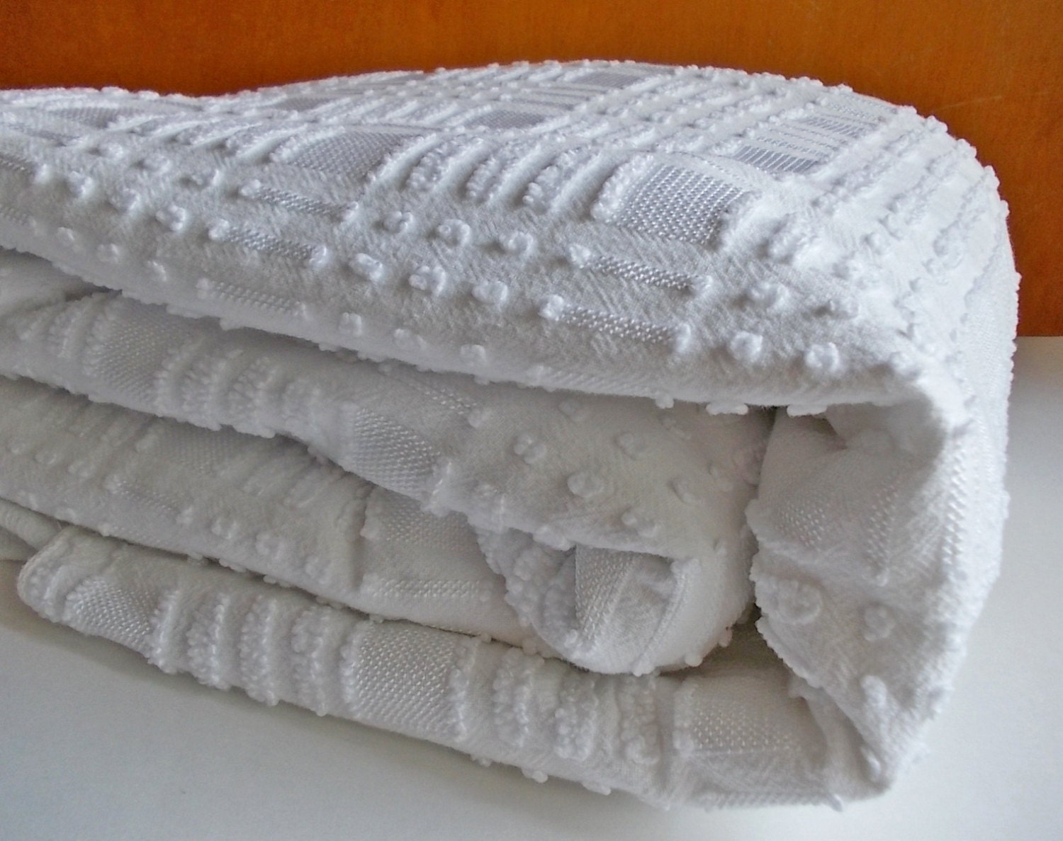 1950s Morgan Jones White Chenille Bedspread : Full / Queen Size, Uncut