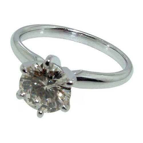 1.01 carat E VVS1 diamond solitaire engagement ring