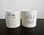 2 mini cups (bird and crown).