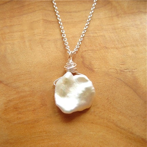 Simple Pearl Sterling Silver Mom Love Necklace