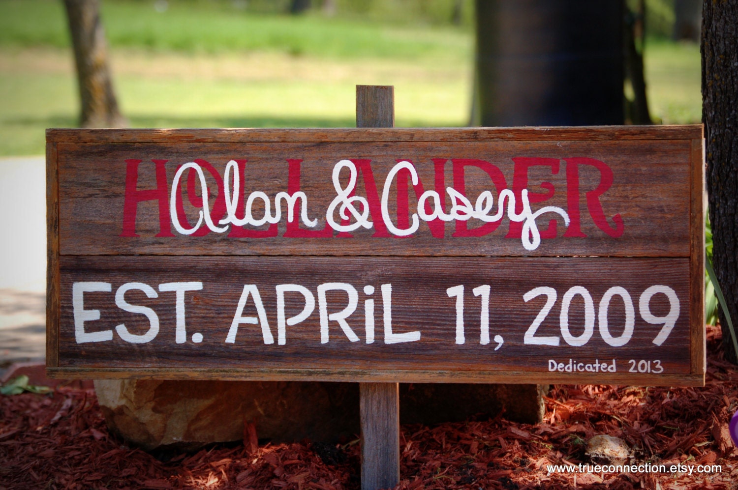Personalized Family Name Signs With stake Flower Garden Custom Wood Sign Last name Wedding Sign Gift Established Date Sign Anniversary Gift