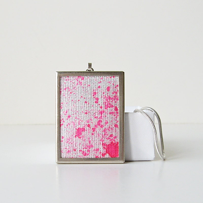 Pink Spatter Pattern Necklace