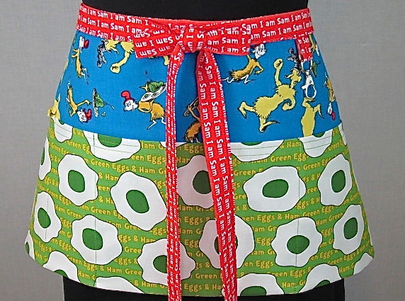 NEW Green Eggs and Ham  Zipper/Key Clasp Vendor Apron