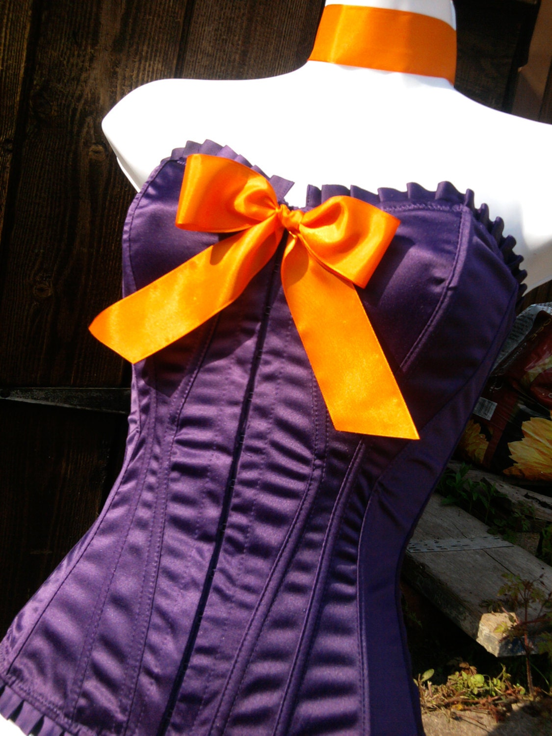 halloween CORSET orange N purple boned spooky holidays basque 32 - 34 inch bust