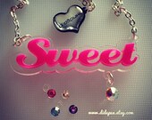 DANGLE JEM name necklace laser cut