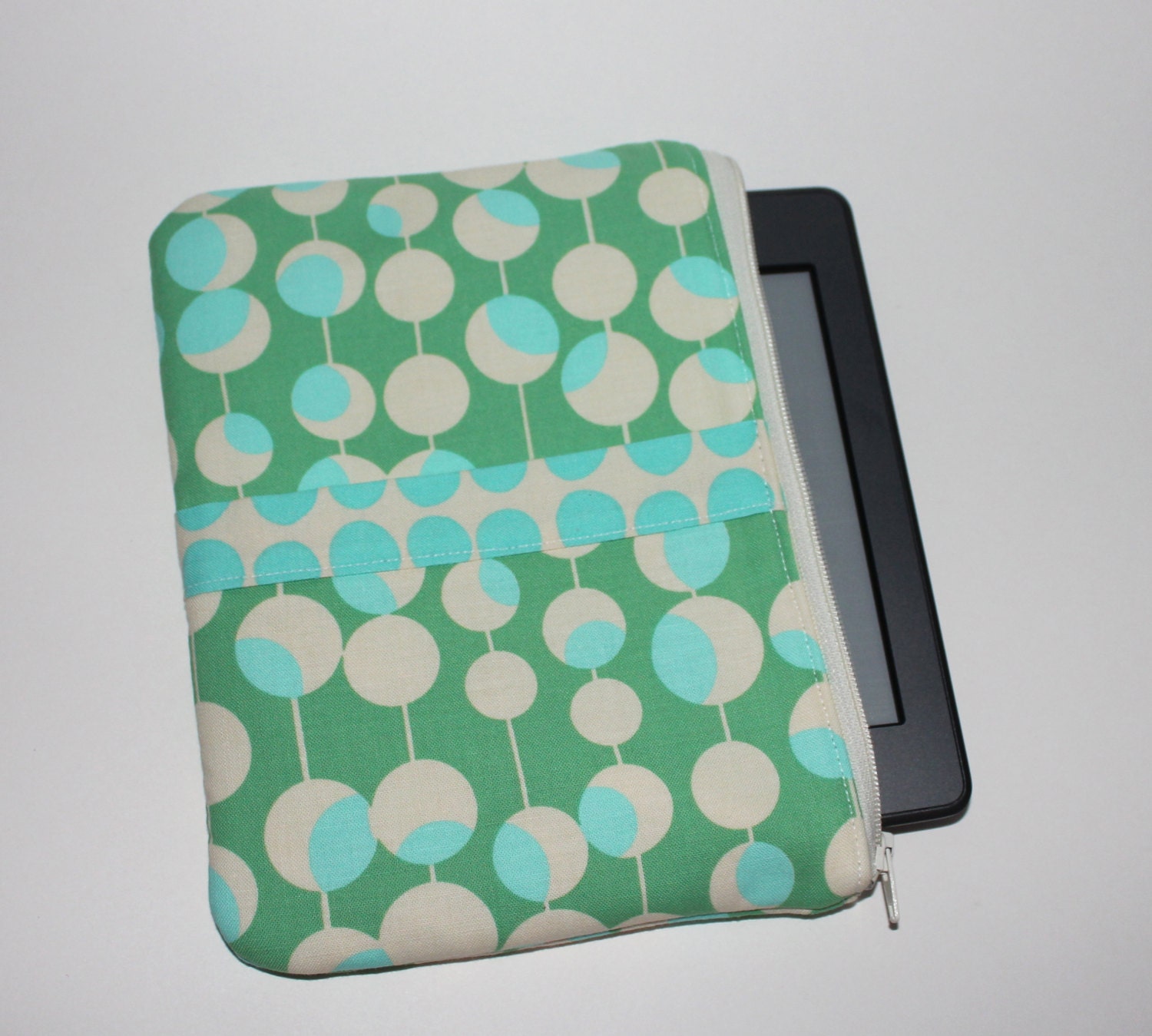 Kindle / Kindle Touch Sleeve - Small - Padded eReader Case - Green Martini