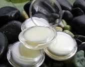 Solid Perfume in Sweet Pea Vegan Friendly