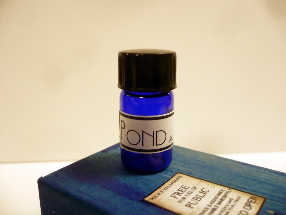 Pond Perfume Oil