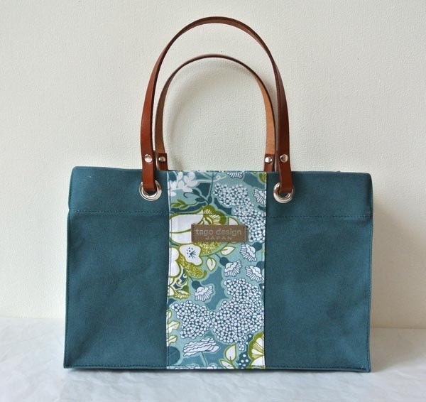 ParaffinCanvas Wide side mini tote bag, Flower in Steel blue