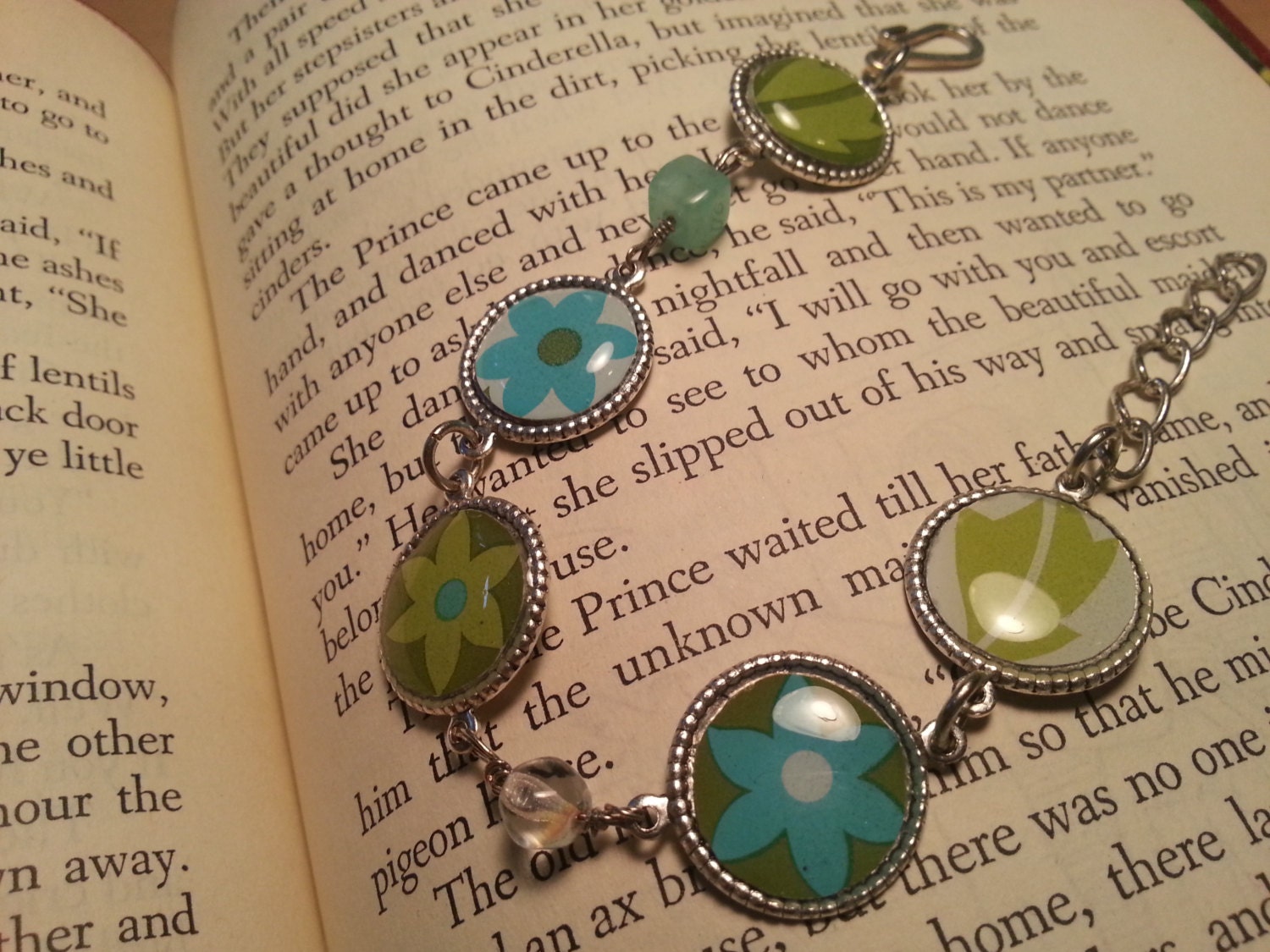 Charming flower bracelet made from vintage playing cards