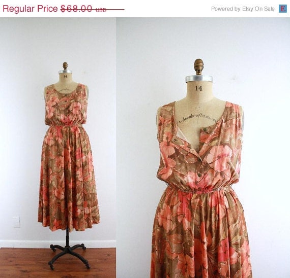50% off Shop Closing Sale Vintage Tropical Sundress . 90s Dress . Caribbean Sunrise . Floral . Medium