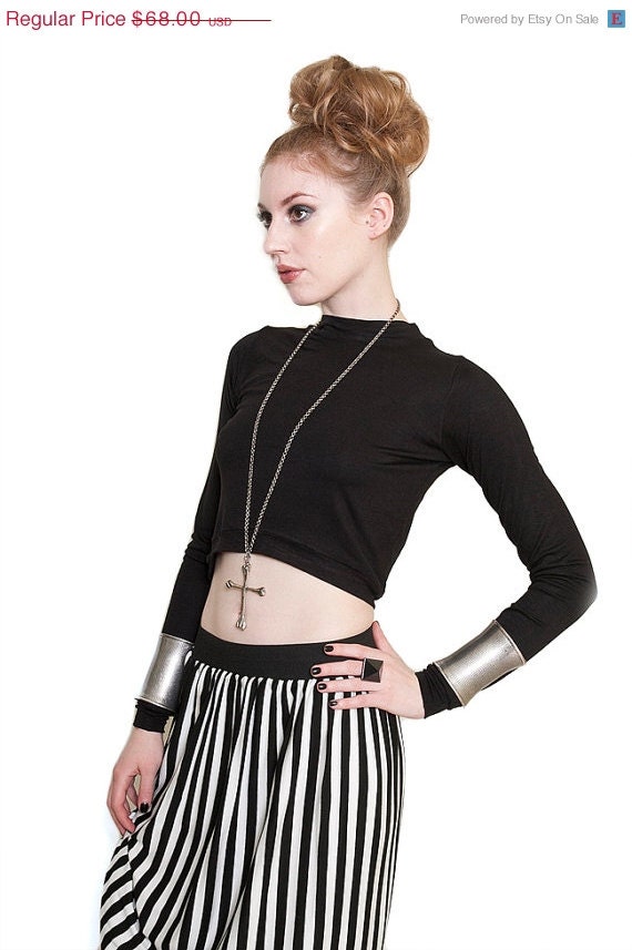 MEMORIAL DAY EVENT Babooshka Contour Crop Top