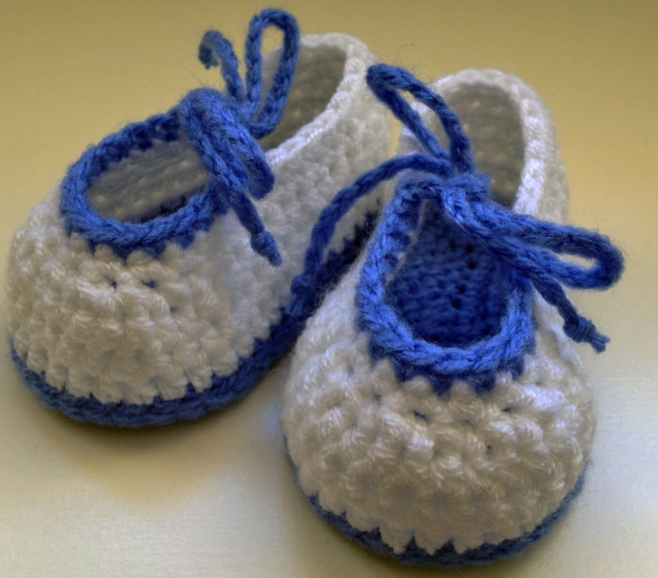 Pattern - Crochet Baby Booties 1
